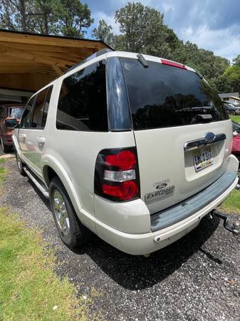2006 Ford Explorer - $3,90063620065223939123