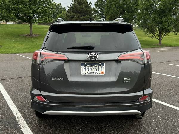 2016 Toyota RAV4 XLE AWD SUV Auto Gray Sunroof Back-Up Camera Only 75K - $13,498 (Englewood)63612520313217124