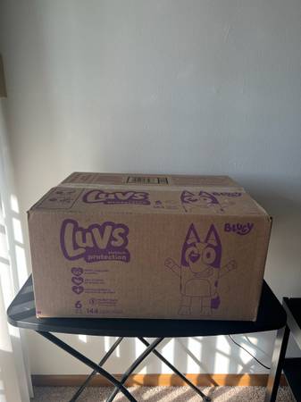 Diapers Luvs 144 Count Size 6 Bluey Themed 1