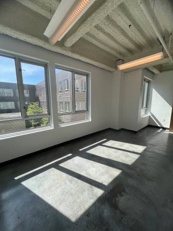 $772 / 172ft2 - Professional Office Space! 1st Month Rent FREE! - 206.745.6684 (Sodo, Georgetown, Bellevue, South Seattle, WA)63786943742467122