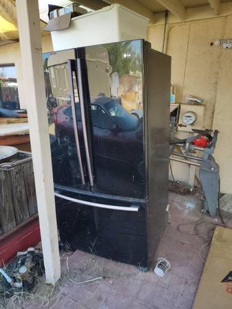 LG refrigerator 1