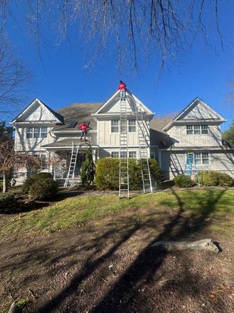 Holiday Light Installation Crew – Seasonal (Roofing Experience Require 1