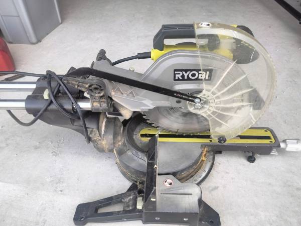 Ryobi saw 1