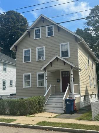 $2,695 / 2br - 1100ft2 - COMMUTERS DREAM**2 BED/1 BATH**NICE APARTMENT**NOVEMEBER 1ST (MELROSE HIGHLAND/COMMUTER RAIL)63996258232834122