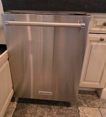 Kitchen Aid Dishwasher 1