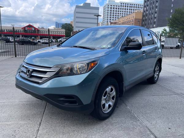 2013 Honda CRV - $5,90063617982383617120
