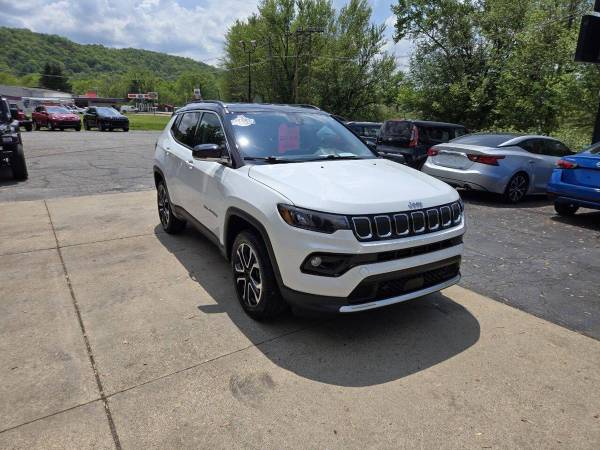 2022 Jeep Compass Limited 4x4 4dr SUV EVERYONE IS APPROVED! - $26,995 (+ A-K Motors)63625214034819121