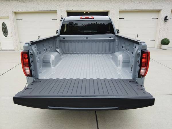 2025 GMC sierra 1500 pro - $48,000 (Meadowlands)63625245370499124