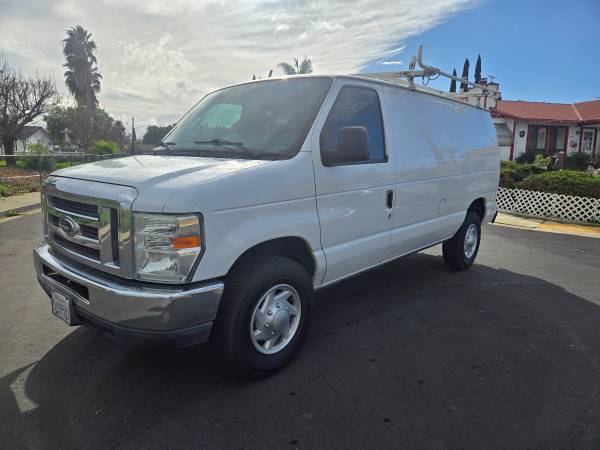 2013 Ford E250 Work Van 1