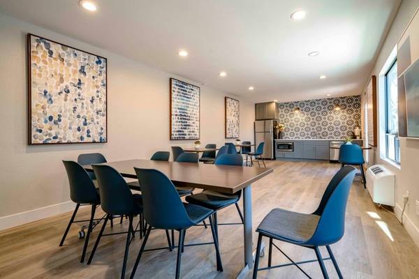 $2,752 / 1br - 616ft2 - 1/BD, Refrigerator, Dog Park (san jose north)63873333111939124