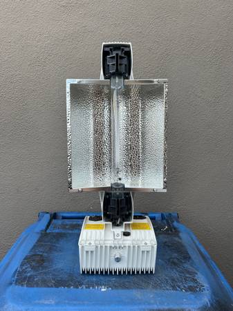 Twenty (20) Brand New Horticultural Lights or Parking Lot Lights 1