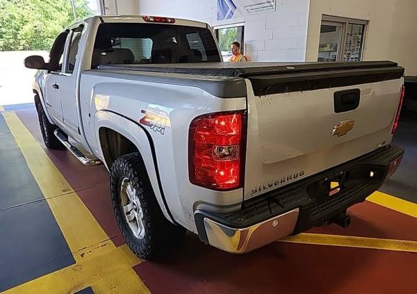 2013 CHEVY SILVERADO 4WD - $7,495 (SALEM NH)63615208528897121