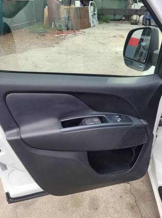 2019 RAM Promaster City Tradesman - Photo 8