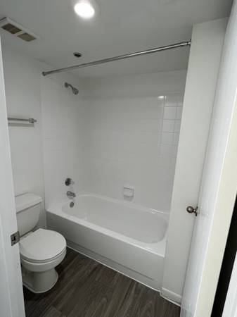 $1,900 / 2br - 1042ft2 - 2 Bed/2 Baths, Resort community, Low security Deposit,Low move in cost (West Palm Beach)64049280017283123