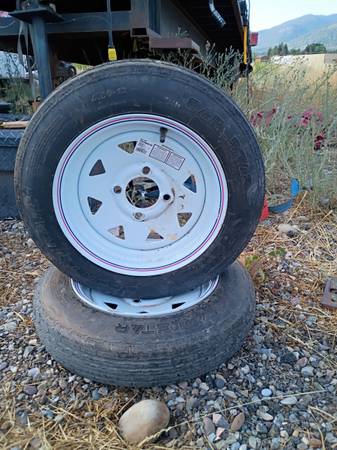 Brand new trailer tires and rims $40 1