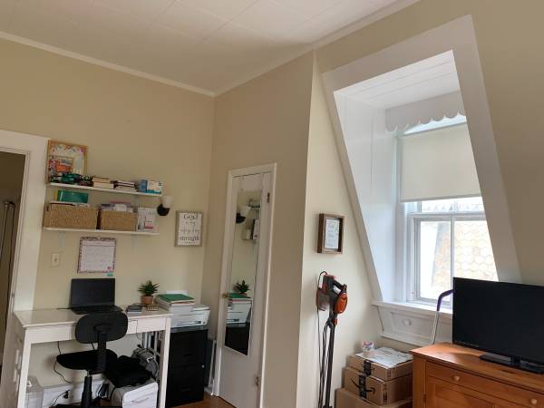 $1,795 / 1br - 1000ft2 - 1795 FOR THIS APARTMENT THAT FACES GUILFORDS HISTORICAL GREEN (DOWNTOWN  GUILFORD)64010164521219123