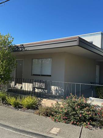 $650 / 265ft2 - Espacio industrial flexible/oficina/almacén económico para pequeñas empresas y aficionados (san rafael)63834317860737122