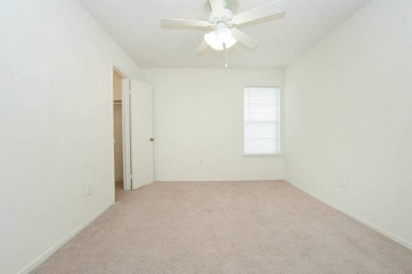 $1,110 / 1br - 635ft2 - Specials ! 1/2 off Deposit and $0.00 Admin fee PLUS 1 WEEK FREE!!! (Metairie)63792145919617121