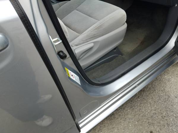 2015 Toyota Sienna LE Minivan 4D - $15,000 (College Point)63469753014785124
