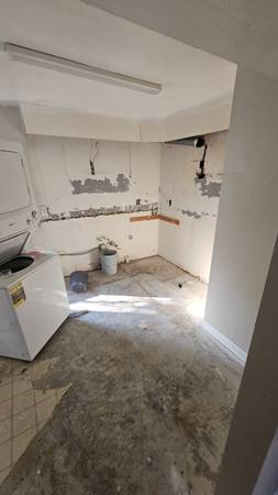 $99,000 / 2br - 741ft2 - INVESTORS! 2BR 1BA Condo For Sale $99K or Best Offer! (Norfolk)64053704652163122