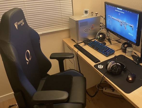 Custom Gaming PC 1