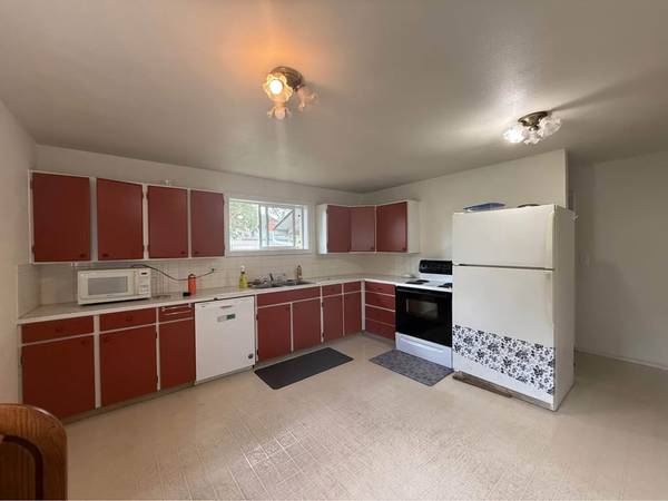 $2,850 / 4br - 1344ft2 - 4 Bedroom House in Desirable Sunnyland Neighborhood Available 9/1/25 (Belligham)63509634913281121