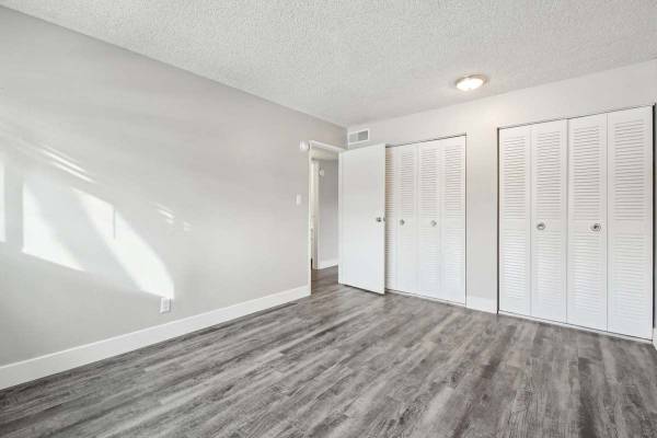 $1,040 / 1br - 675ft2 - Volleyball Court, Short Term Lease, Playground (7100 East Mississippi Avenue, Denver, CO)63920601774723120
