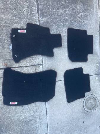 subaru wrx sti original floor mats 1