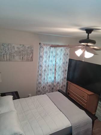 $160 / 2br - Clean room for rent (Hsv sw/off Johnson Rd)63801859946499121
