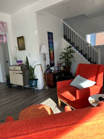 $950 1 room w/ private bath in sunny fragrance-free home (Overlook, N Pdx)63956924952835124