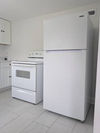 $1,100 / 2br - 1057ft2 - Johnson City 2 dormitorio apartamento63798217109763122