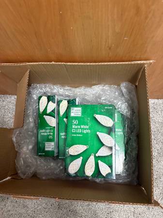 2 Boxes Home Accents 50 each C3 warm white Christmas lights 1