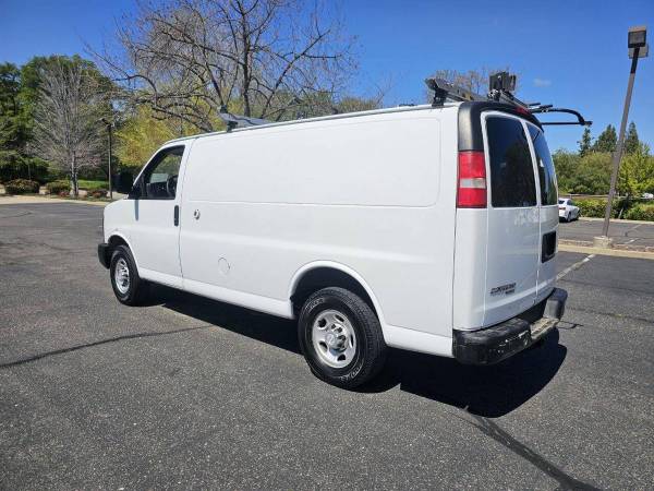 2015 Chevrolet Chevy Express 2500 3dr Cargo Van w/1WT - $9,999 (+ Cars R US)63617777944195124