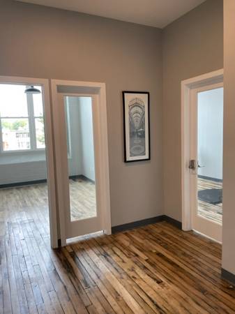 $1 / 180ft2 - PRIVATE SINGLE OFFICES FOR LEASE (WOONSOCKET)64204828330115122