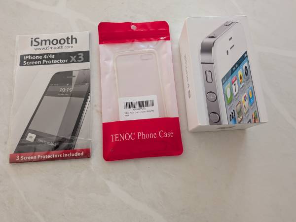 Apple iPhone 4 Accessories 1