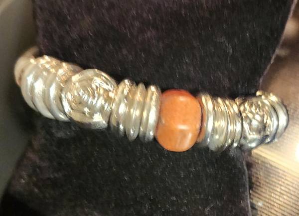 Paparazzi Sea Siren Brown Stone Silver Tone Expandable Bracelet 1