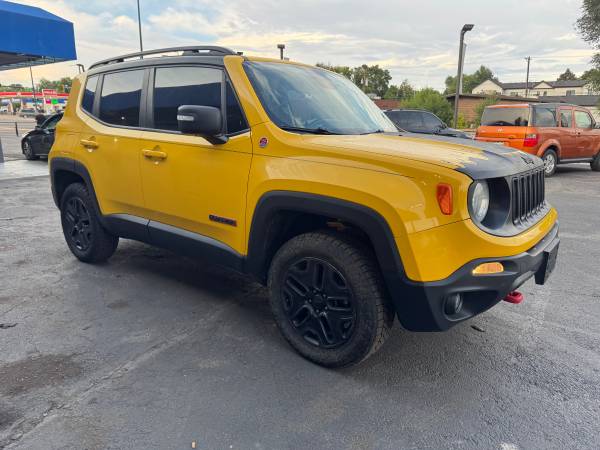2017 JEEP RENEGADE TRAILHAWK AWD 132,000 MILLAS!!! ¡EN OFERTA!!! - $7.995 (4651 S BROADWAY, ENGLEWOOD, CO 80113)63492813632387122