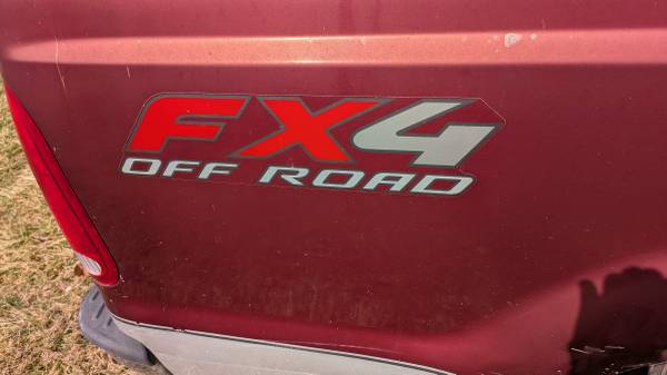 2004 Ford F250 doesn't run fair condition - $700 (Peterstown WV)63618616427265122