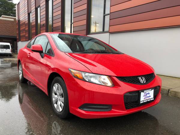 Un solo propietario, Honda Civic LX 2012 <<Muy bien mantenido<<Kilometraje de autopista - $6.995 (Daily Deals Auto Sales Lynnwood)63441859181057121