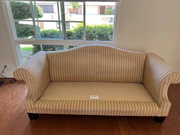 Free Full Size Couch 1