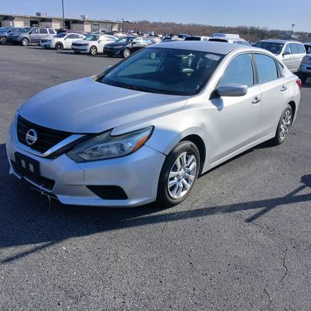 2016 Nissan Altima S 2.5L PLATA 217K millas $2399 - $2,399 (Upper Marlboro)63616621868673127