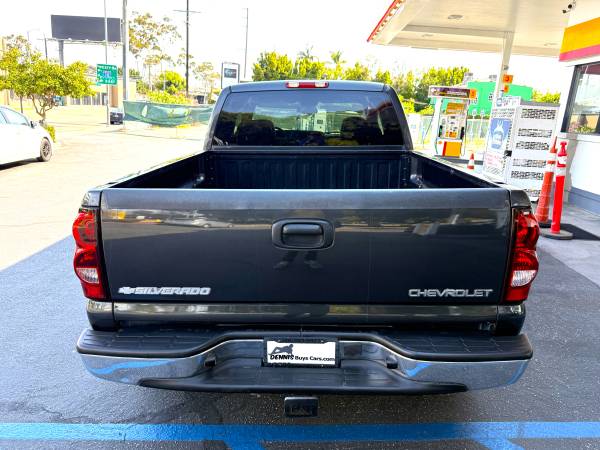 2004 Chevy Silverado LS 1500 - $6,995 (LOS ANGELES)63623776285187124