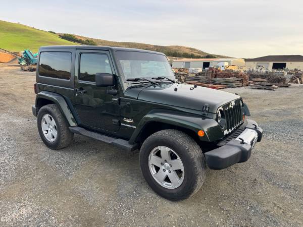 2011 Jeep Wrangler Sahara Manual - $14,500 (Moss Beach)63654698899457122