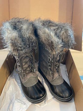 SOREL Joan of Arctic Waterproof Boots – Women’s 7.5 – New in Box 1