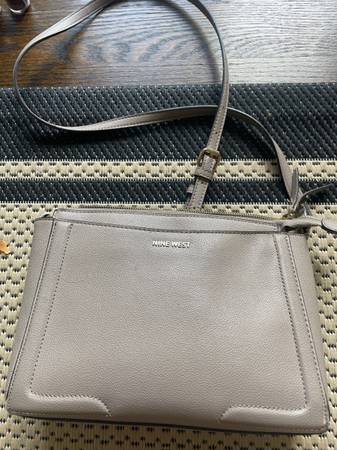 Pocketbook Nine West 1