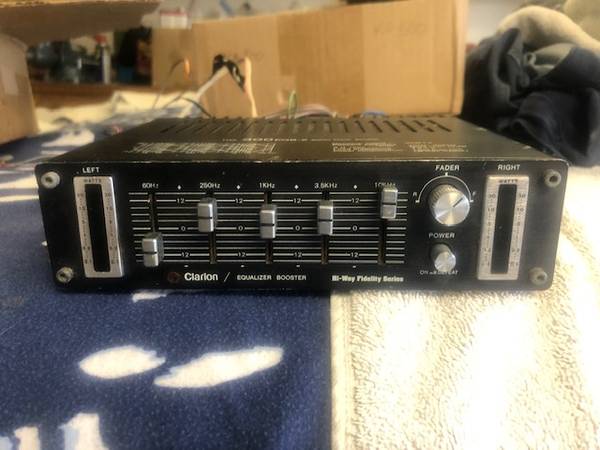 Clarion 300 EQB equalizer booster 1