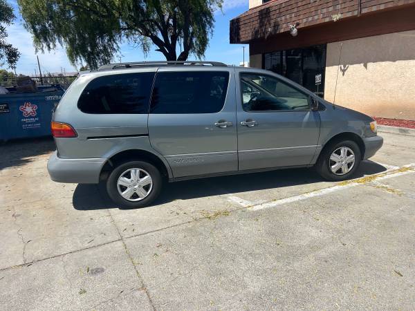 1999 Toyota Sienna - $2,495 (fremont / union city / newark)63617563231361120