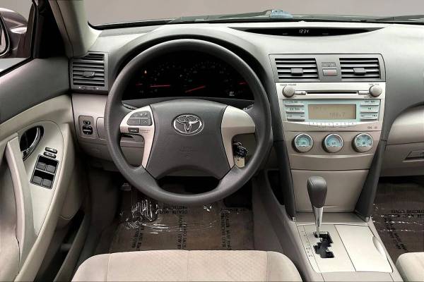 2009 Toyota Camry - ¡Financiamiento disponible! - $9980.0063617398940163124