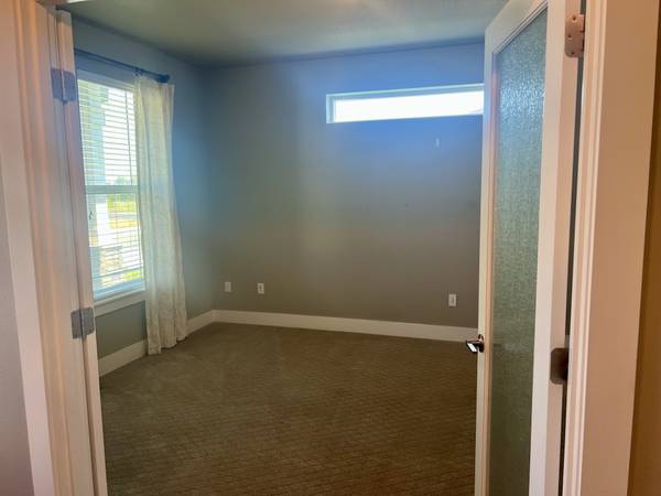 $685,000 / 5br - 3029ft2 - Upgraded Home for Sale (Richland)64145504493697123