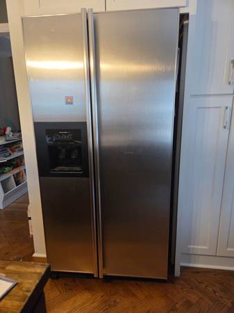 Used KitchenAid Refrigerator for Sale Very Good Condition 1